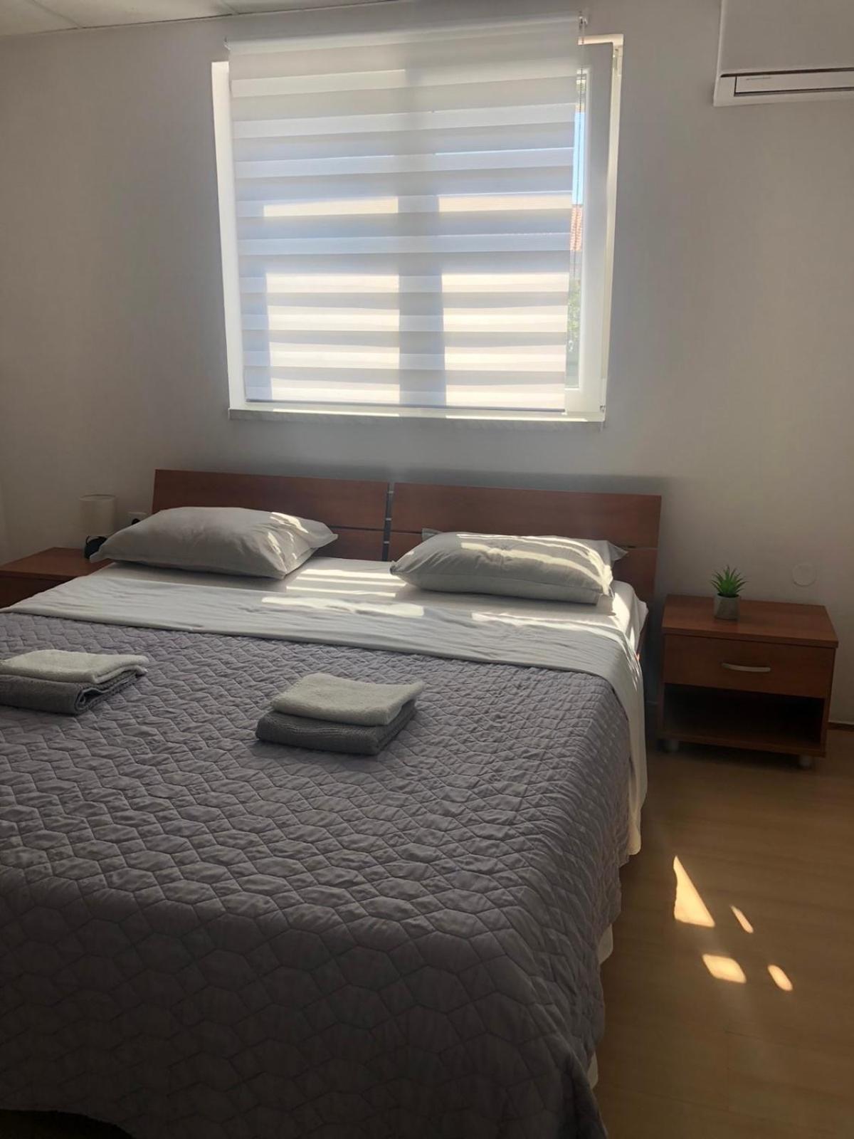 Apartma Smit Vir Esterno foto